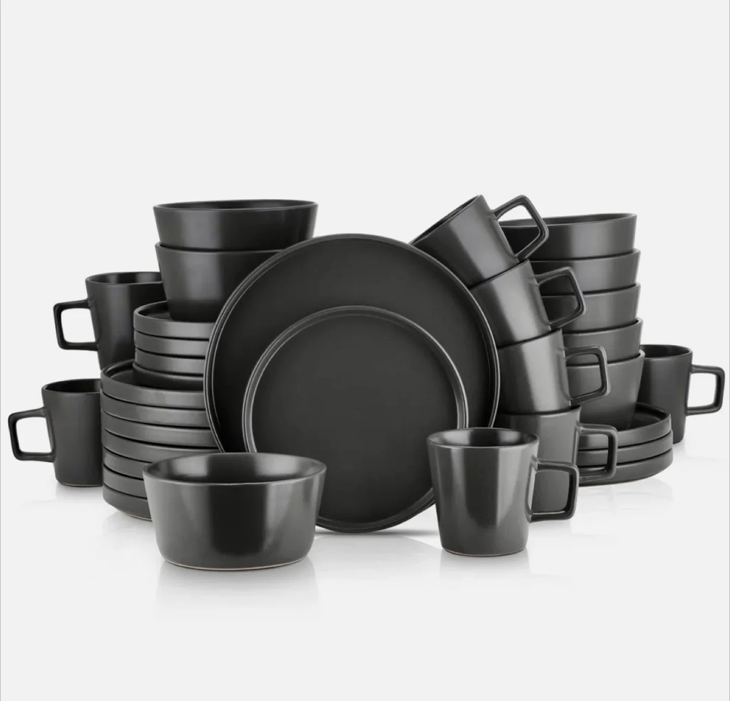 Matte Black Dinnerware Set thumbnail