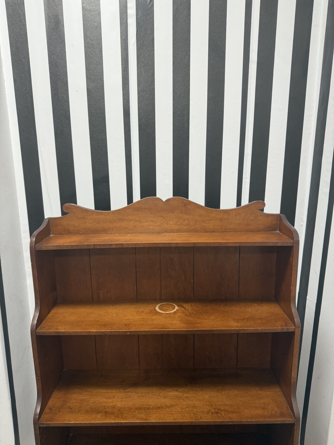 Wooden Bookshelf - photo 3