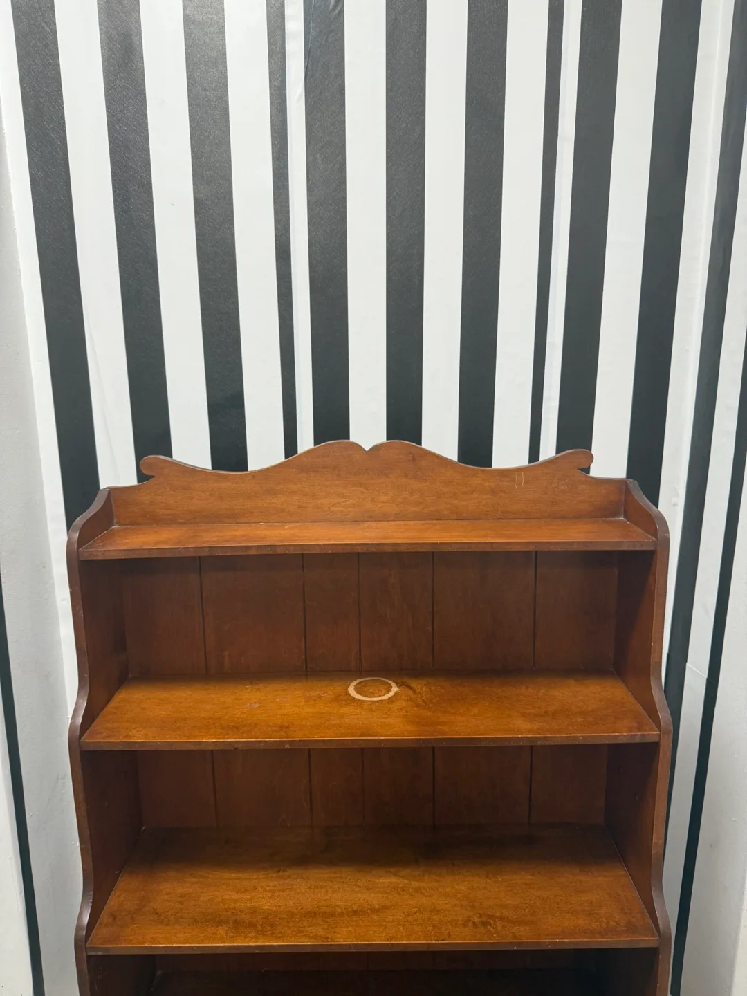 Wooden Bookshelf image indicator(3)