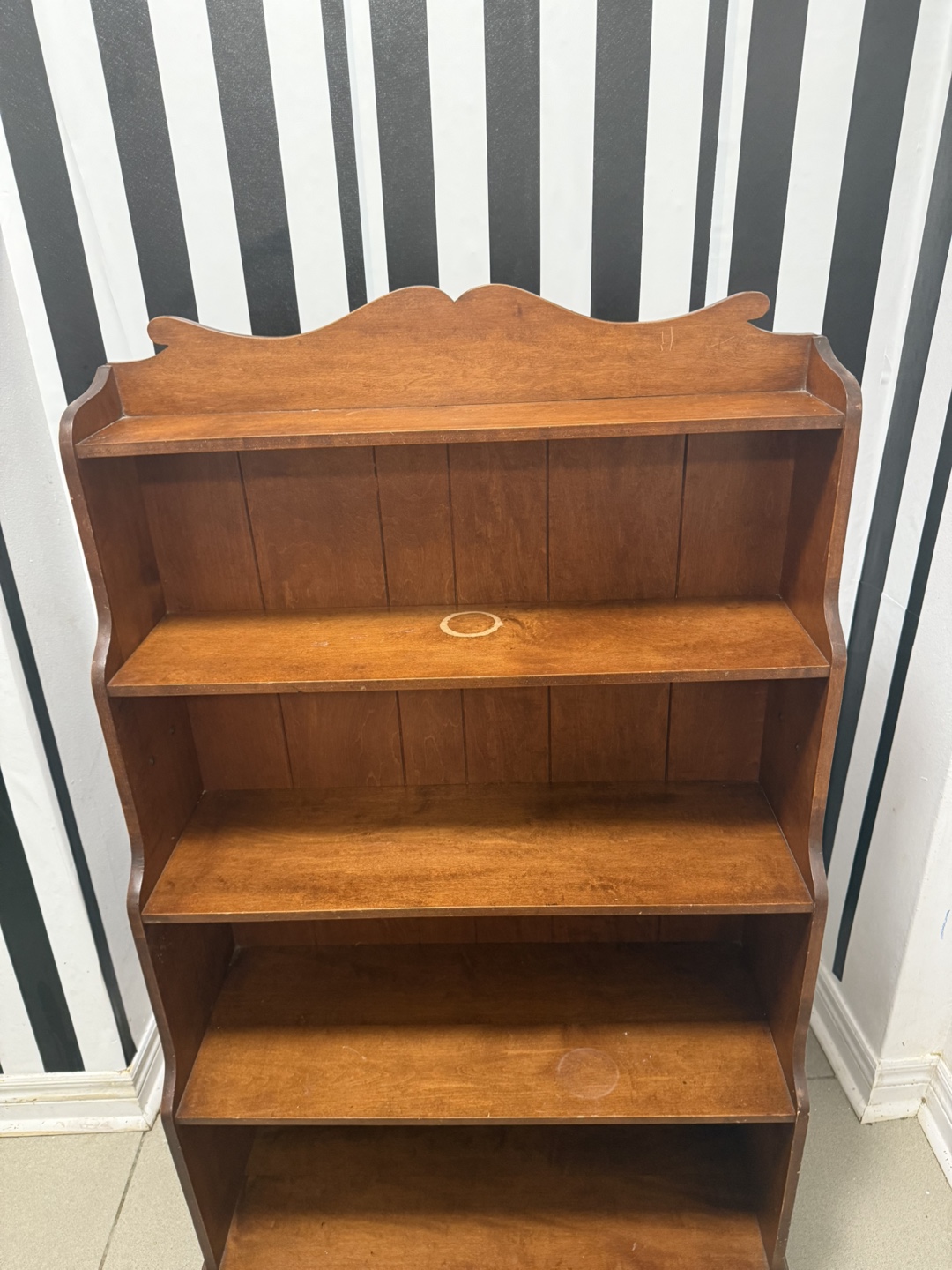 Wooden Bookshelf - photo 2