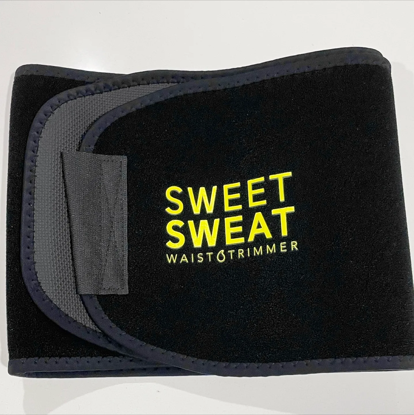 Sweet Sweat Waist Trimmer. Unisex. Size Large. New! image indicator(3)