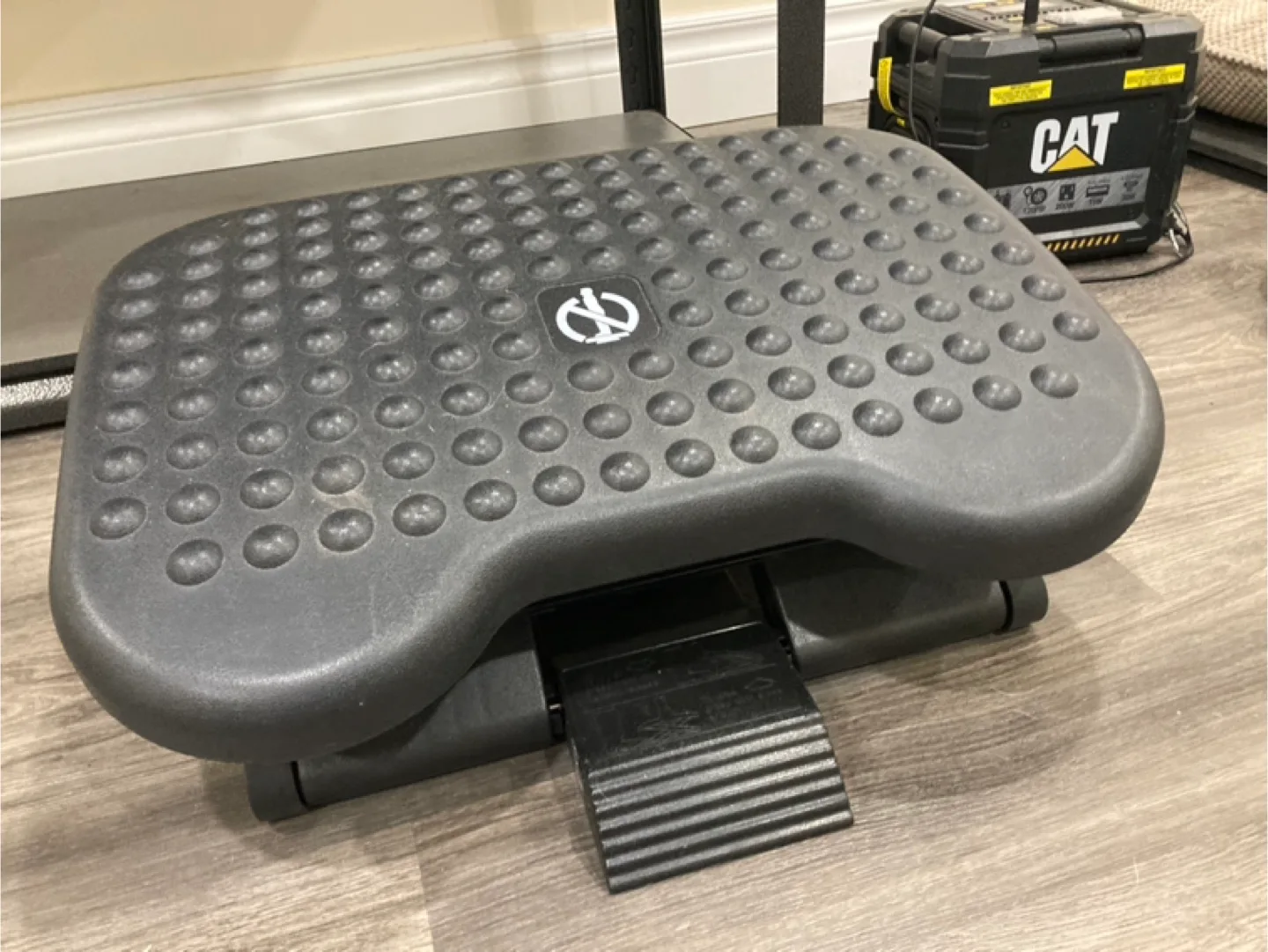 Ergonomic Foot Rest thumbnail