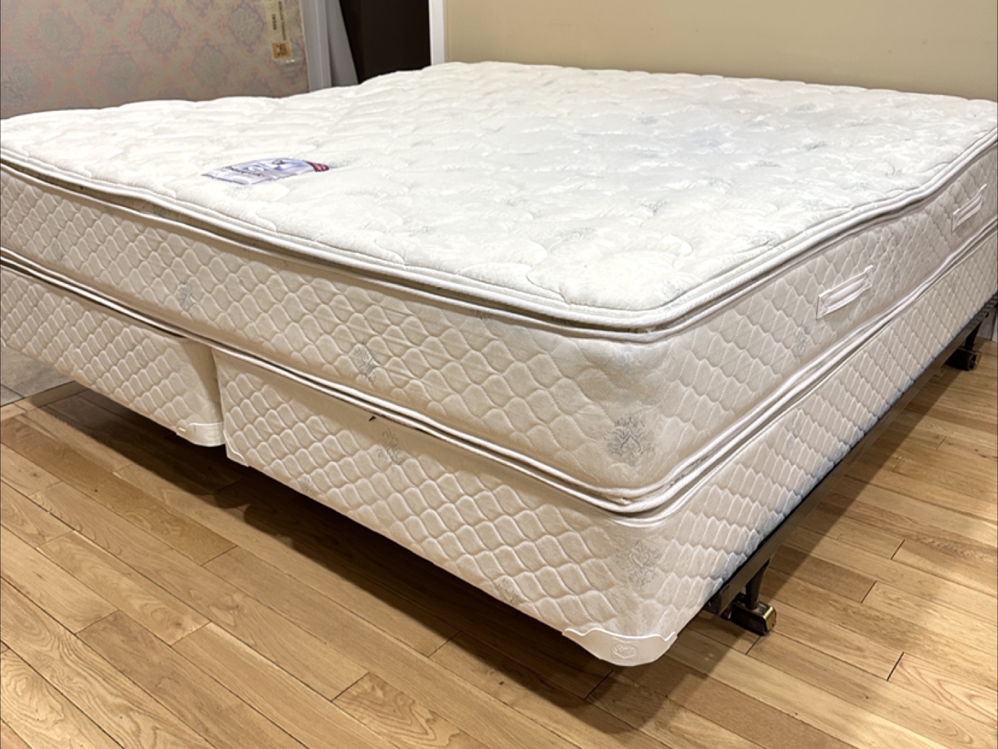 Sealy King Size Bed Set with Split Boxsprings (CAN DELIVER) - photo 5