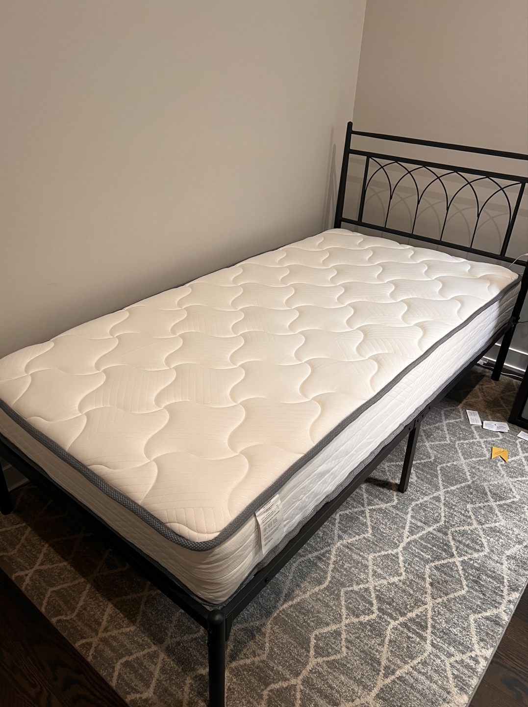 Twin XL mattress Excellent condition