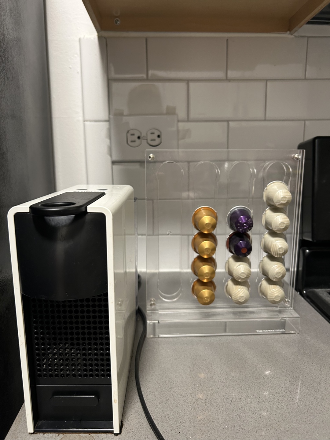 Nespresso Coffee Machine and Capsule Holder - photo 2