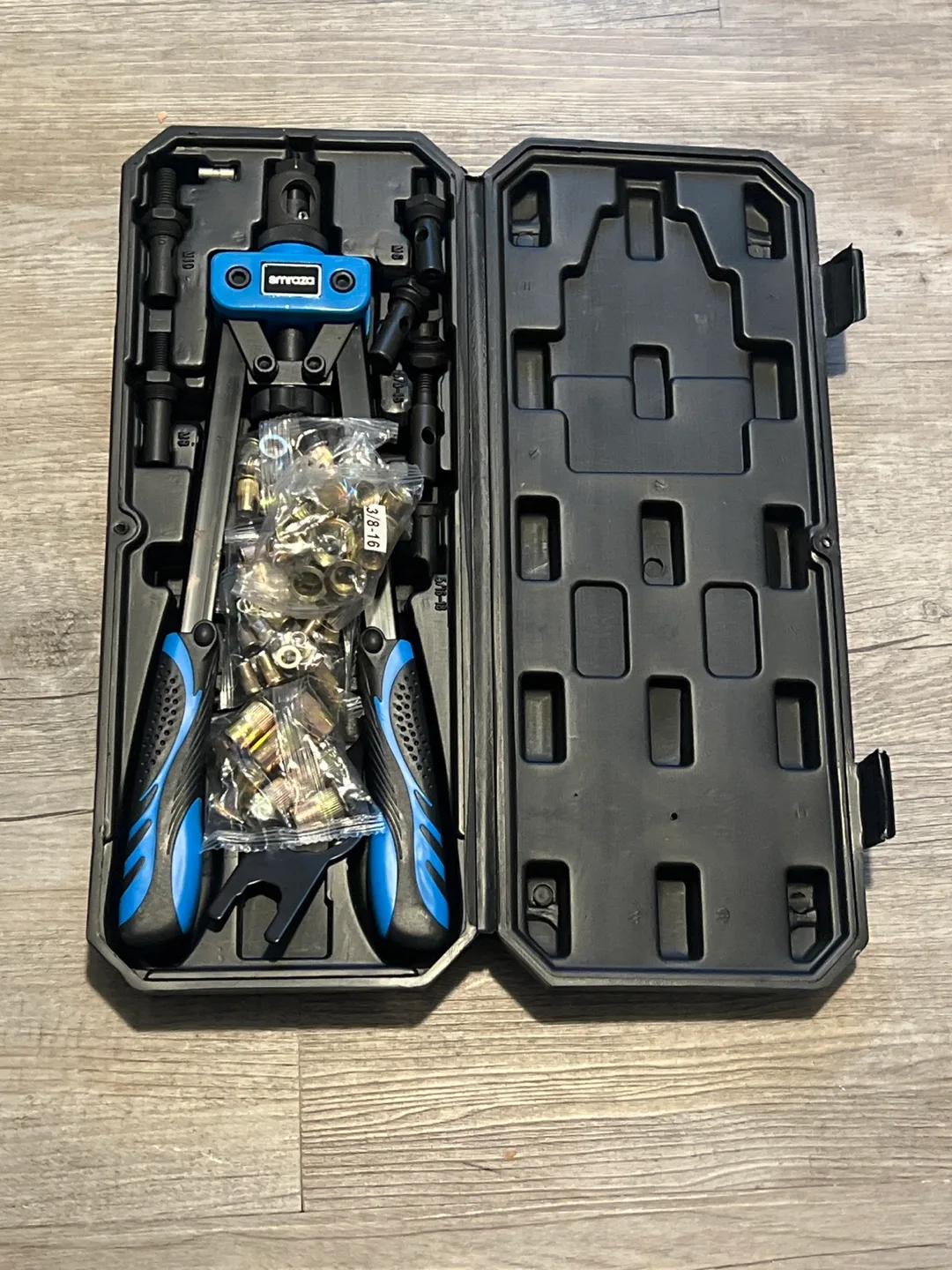 Rivet Nut Tool Kit thumbnail
