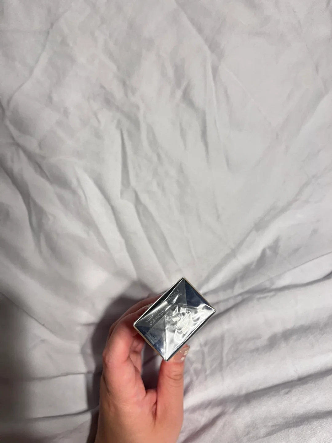 Clé de Peau Beauté Correcting Cream Primer image indicator(5)