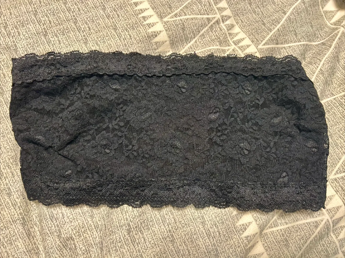 La Senza Black Lace Bandeau Top thumbnail