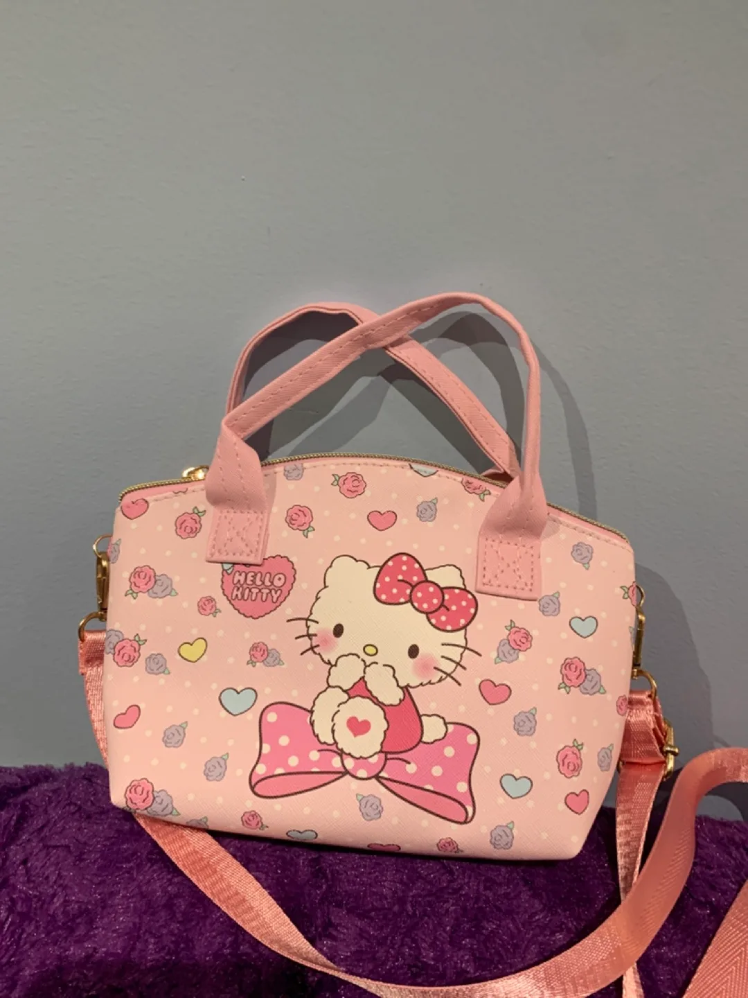 Hello Kitty Handbag thumbnail