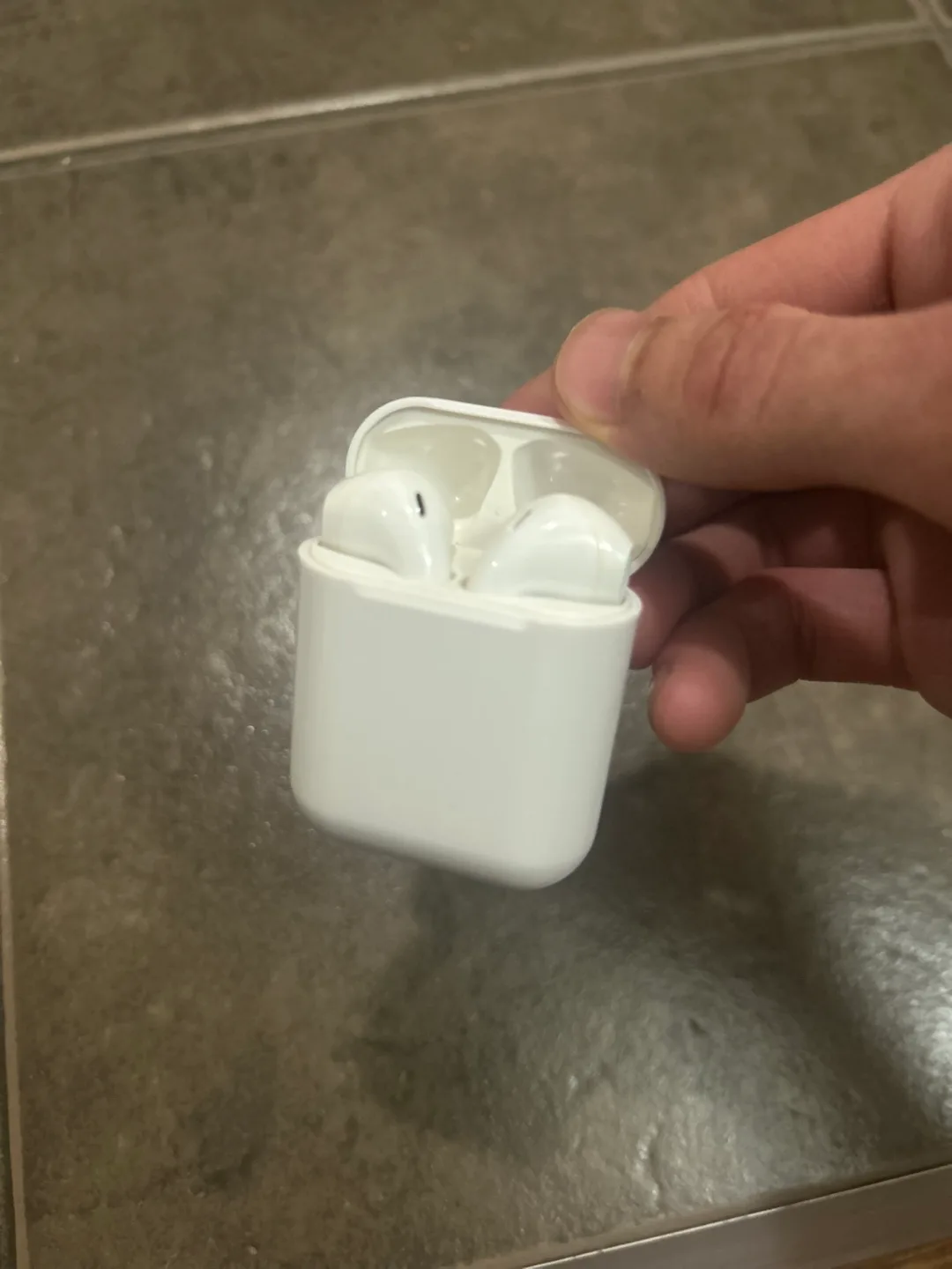 Wireless Earbuds with Charging Case image indicator(3)