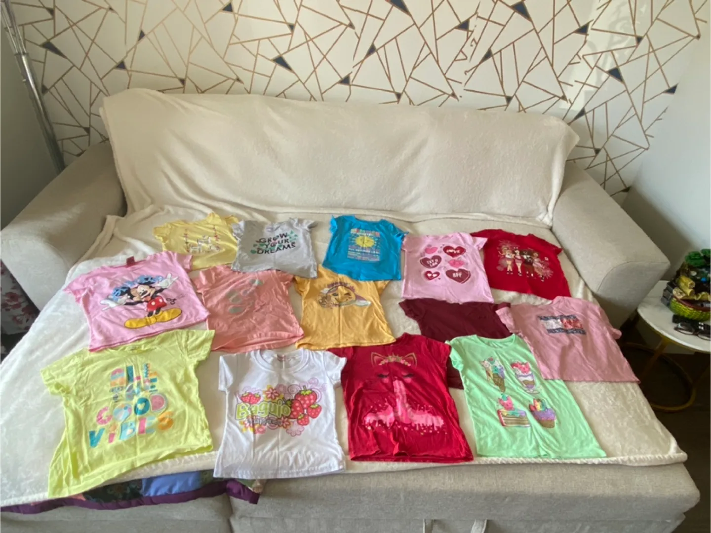 Girls t-shirts for 5-6 years old thumbnail
