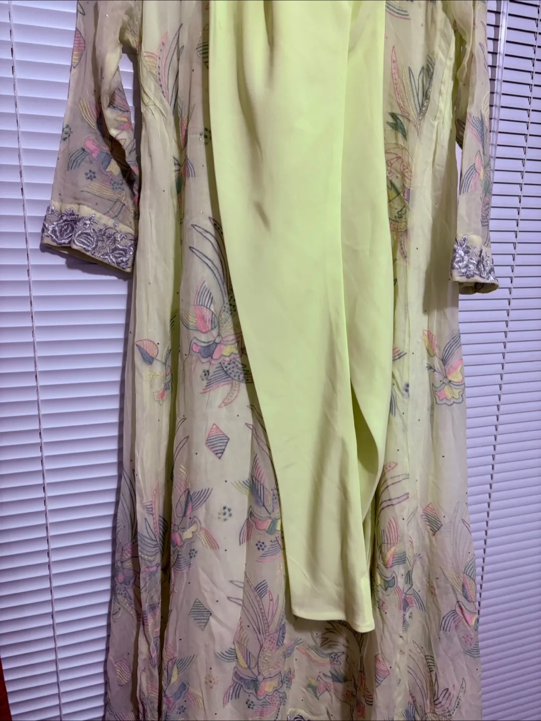 Yellow green floral dress with scarf image indicator(3)