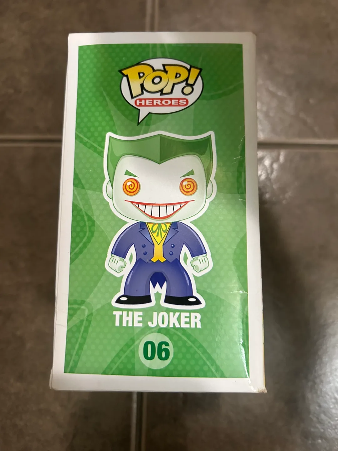 Funko Pop The Joker Vinyl Figure image indicator(4)