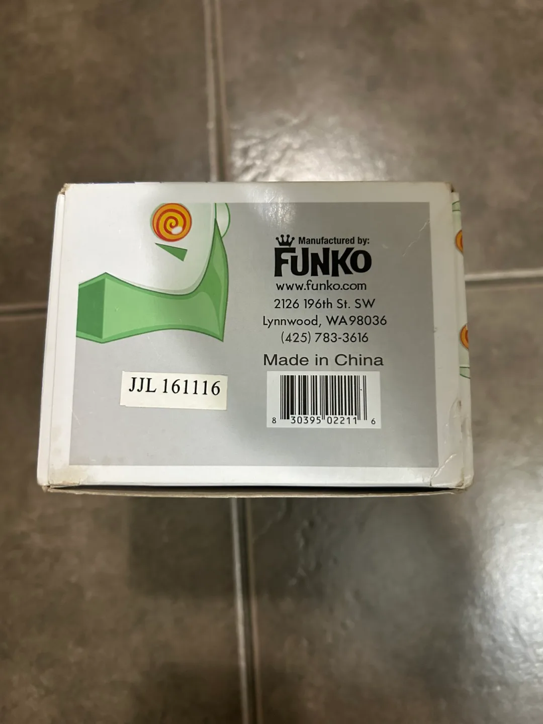 Funko Pop The Joker Vinyl Figure image indicator(6)