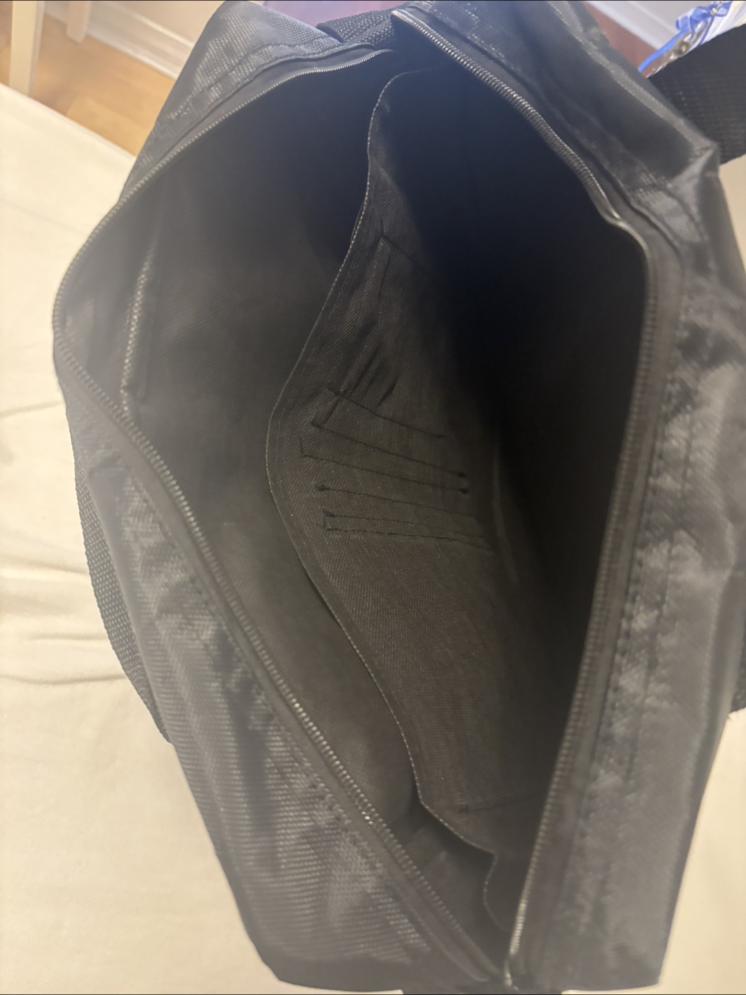 Brand new Laptop slim bag - photo 2
