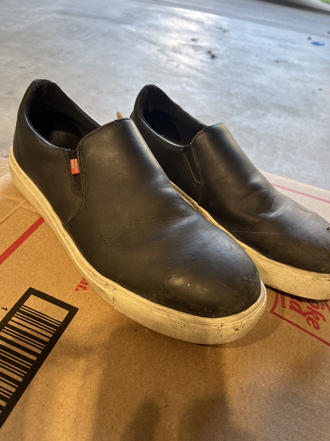 Mellow Walk Slip-On safety Shoes(steal toes shoe)