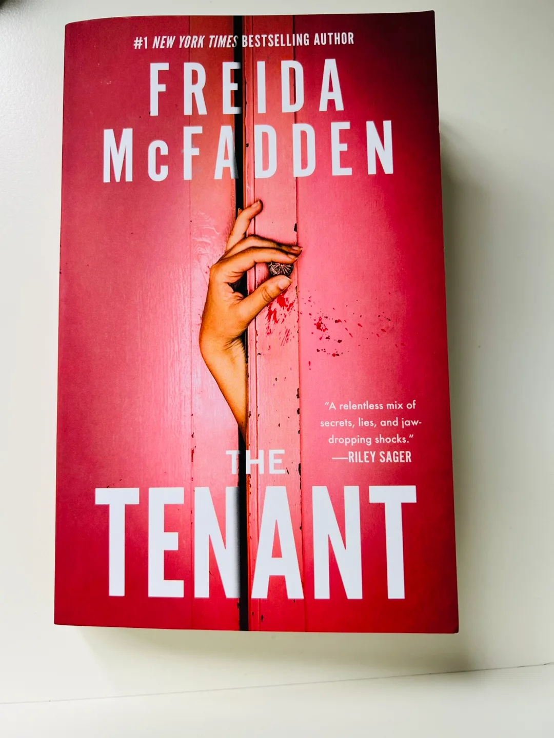 Freida McFadden's 'The Tenant' Book thumbnail