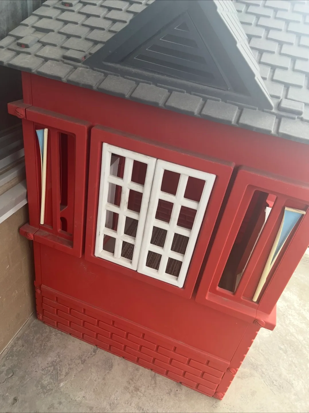 Little tikes cape cottage image indicator(2)