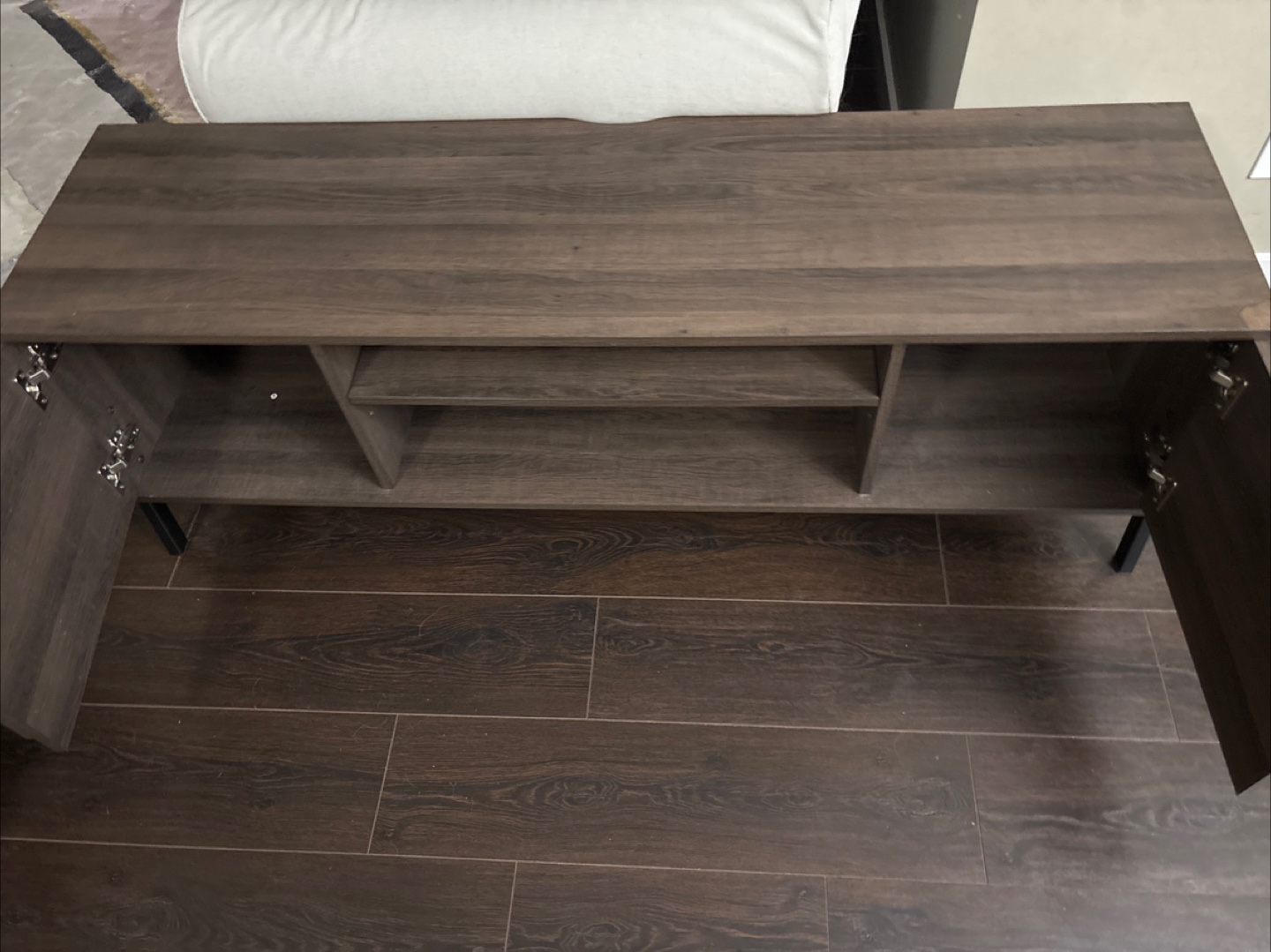 Modern Entertainment Unit / tv stand
