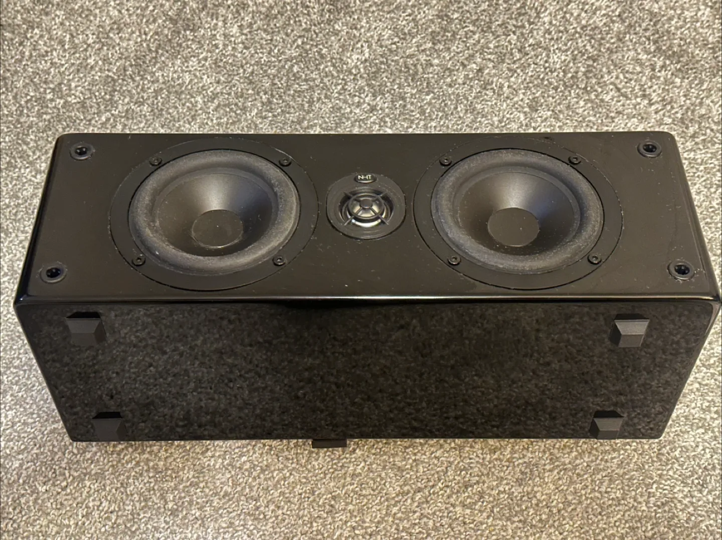 NHT SC1 centre channel speaker with manual image indicator(4)
