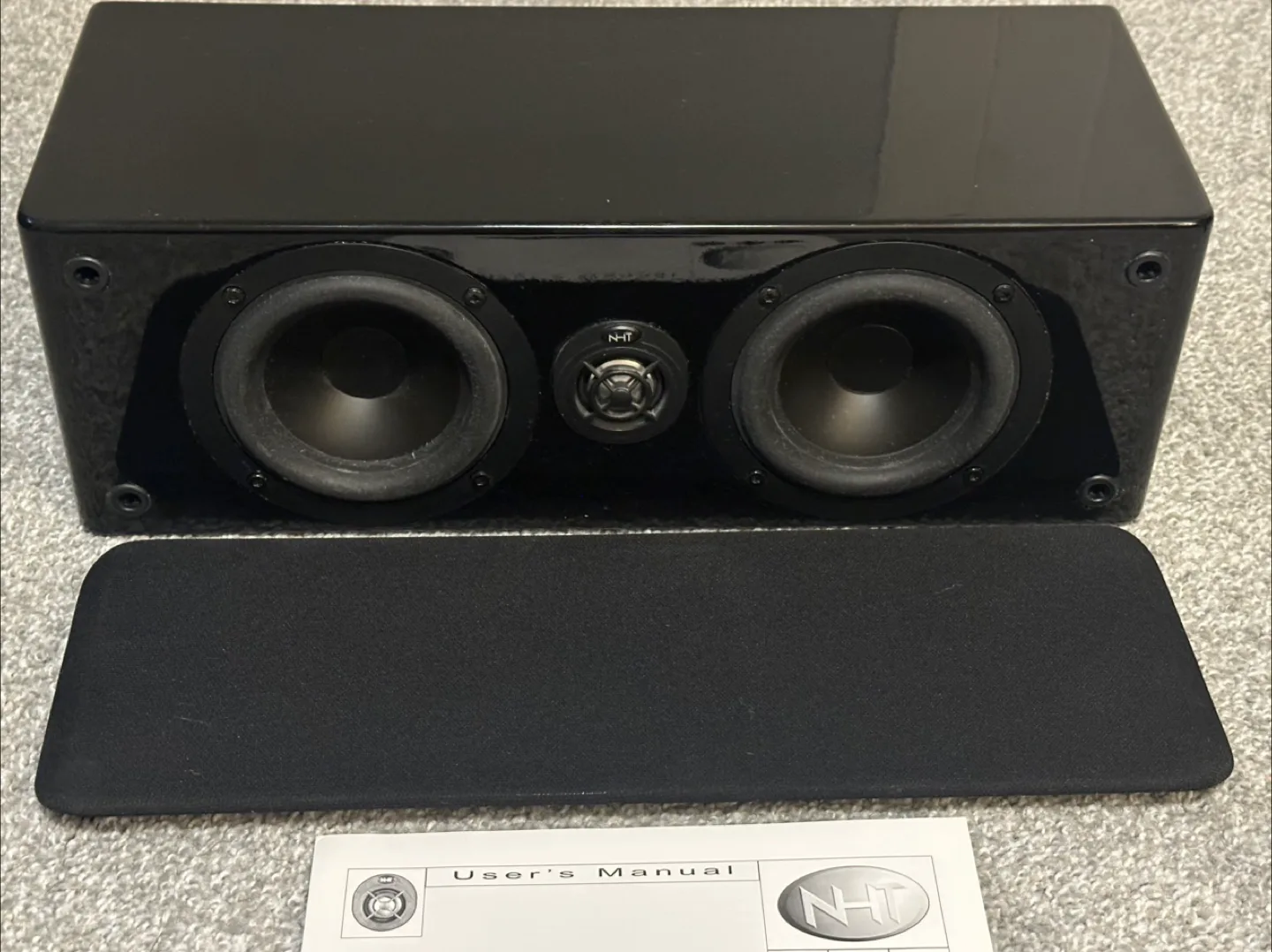 NHT SC1 centre channel speaker with manual image indicator(3)