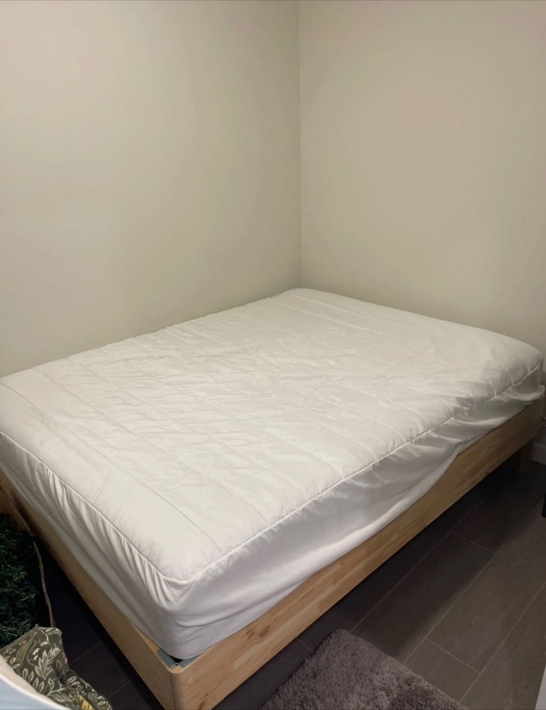 Ikea VÅGSTRANDA Queen Mattress & Wooden Frame