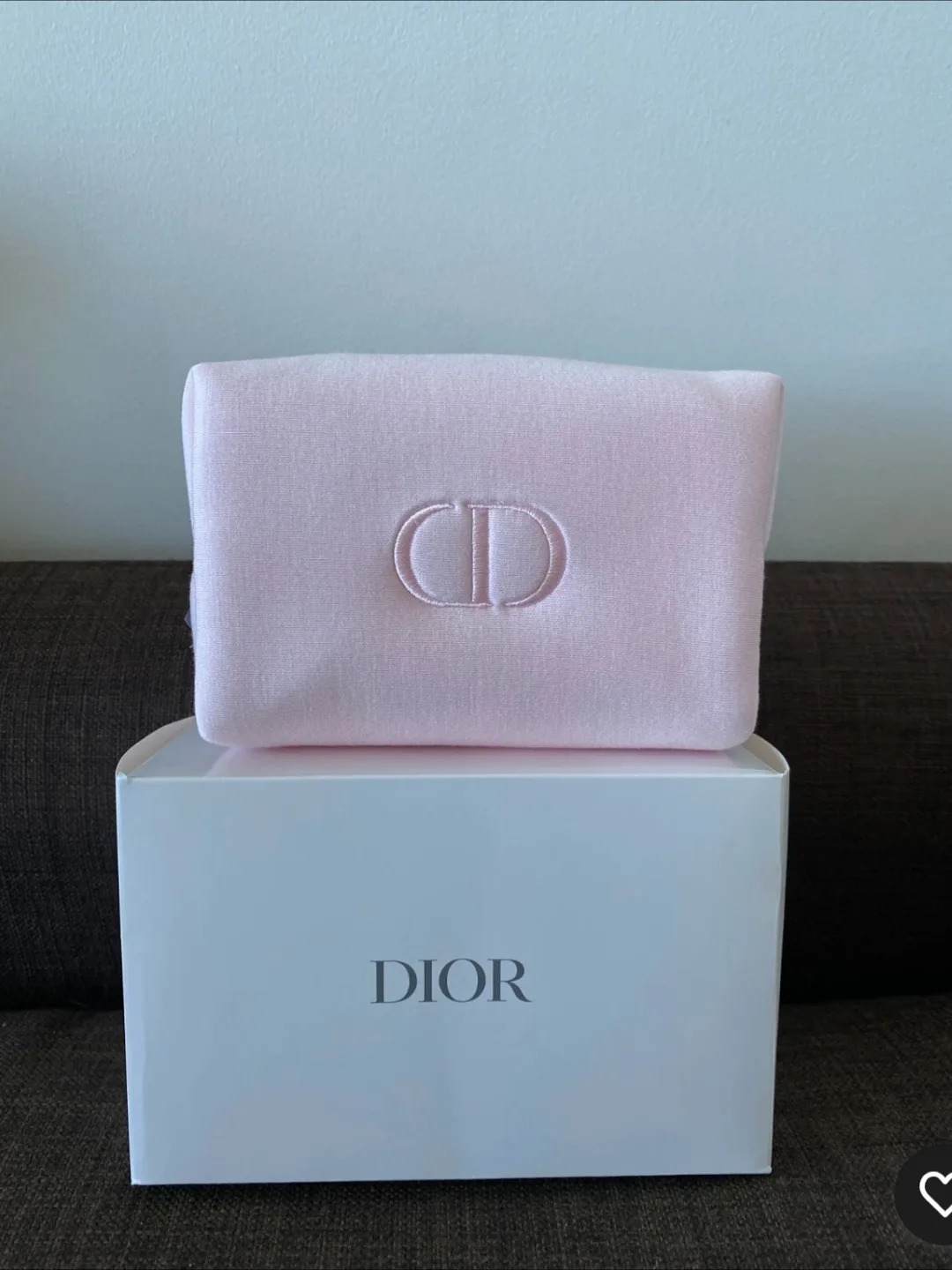 Dior Pink Cosmetic Bag image indicator(4)