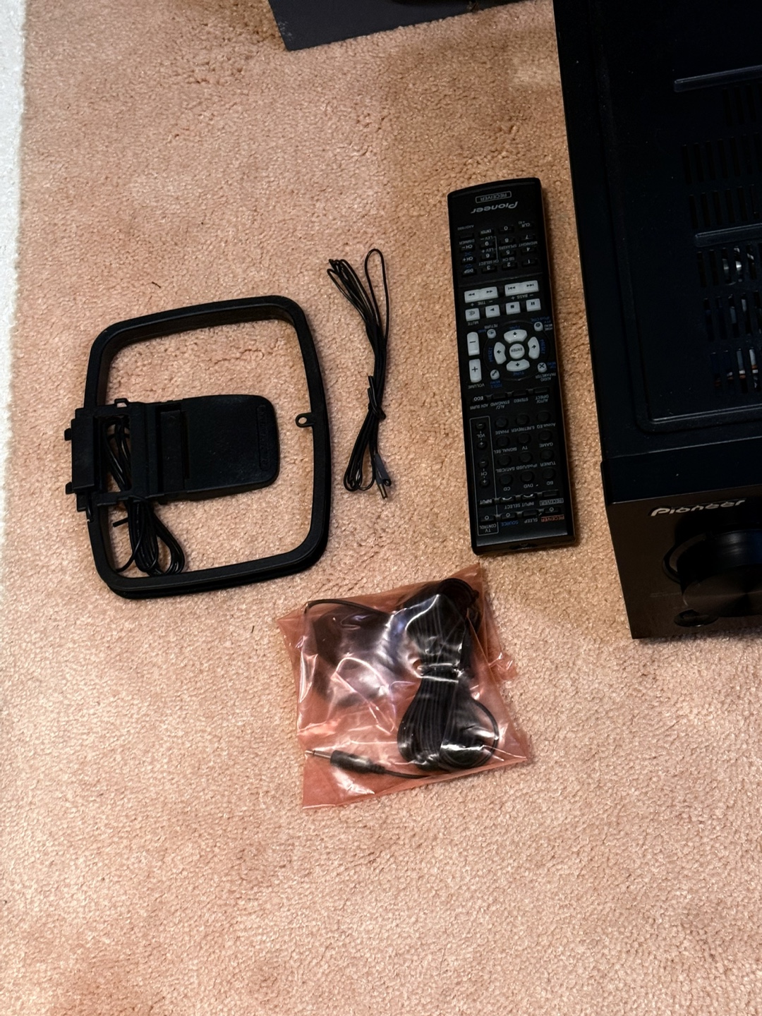 Two HiFi Speakers - photo 4
