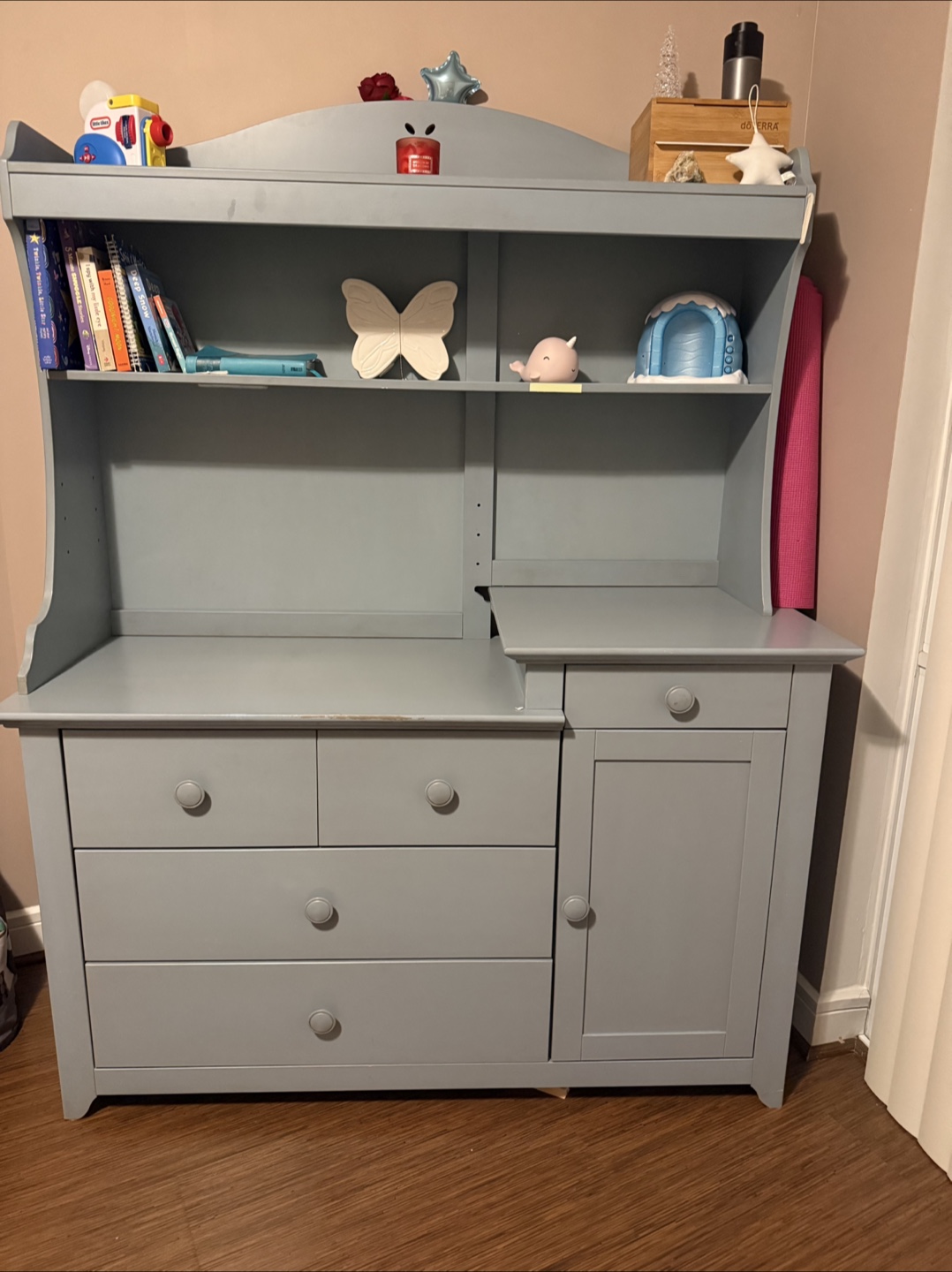 Solid Oak wood Hutch Style Dresser with Changing Table - photo 2