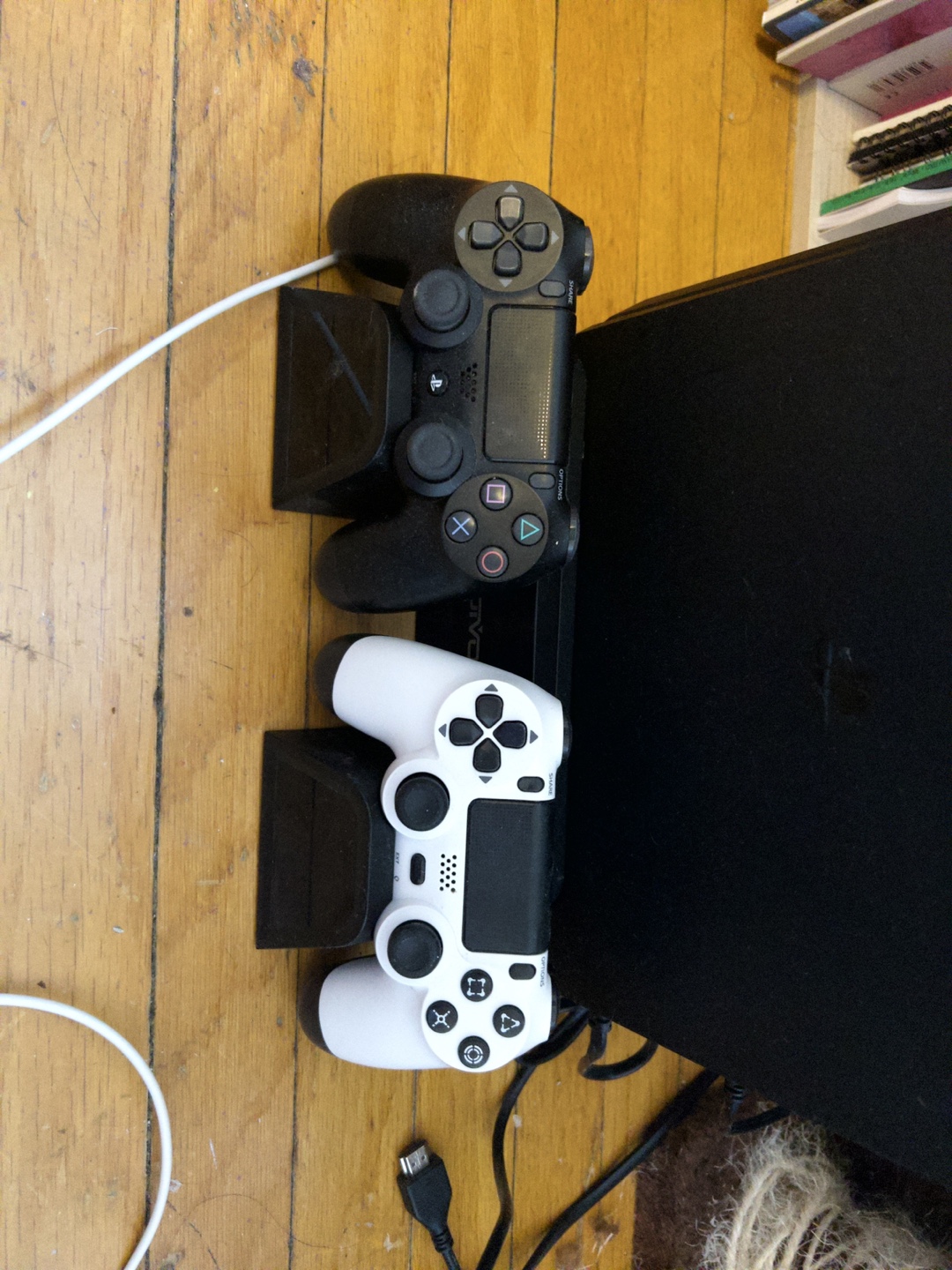 PlayStation 4 1TB w Games - photo 4
