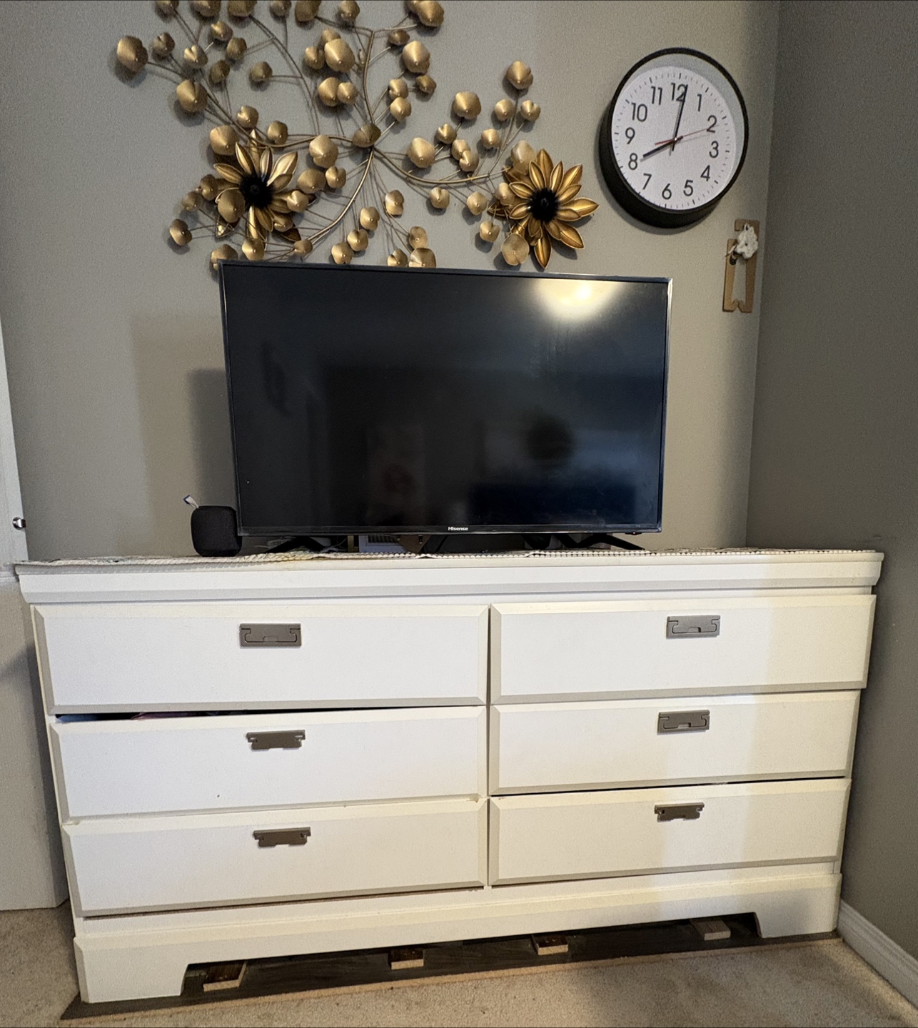 White Bedroom Set - Dresser and Nightstand - photo 2