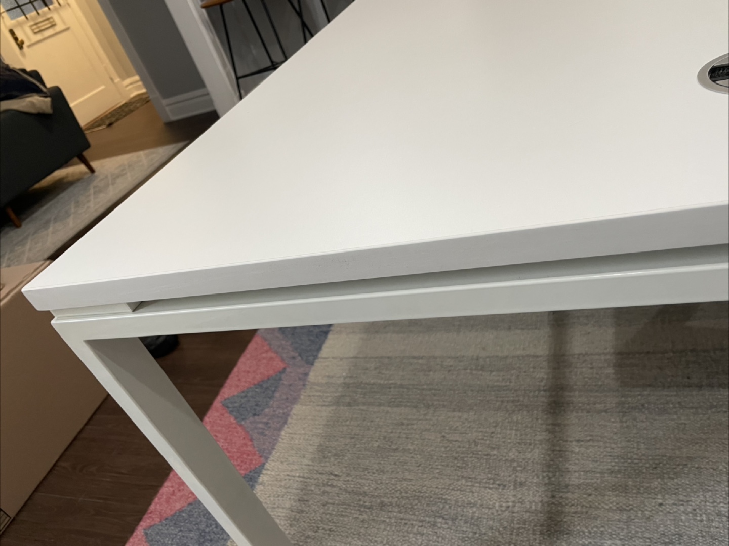 White Work Desk - photo 5