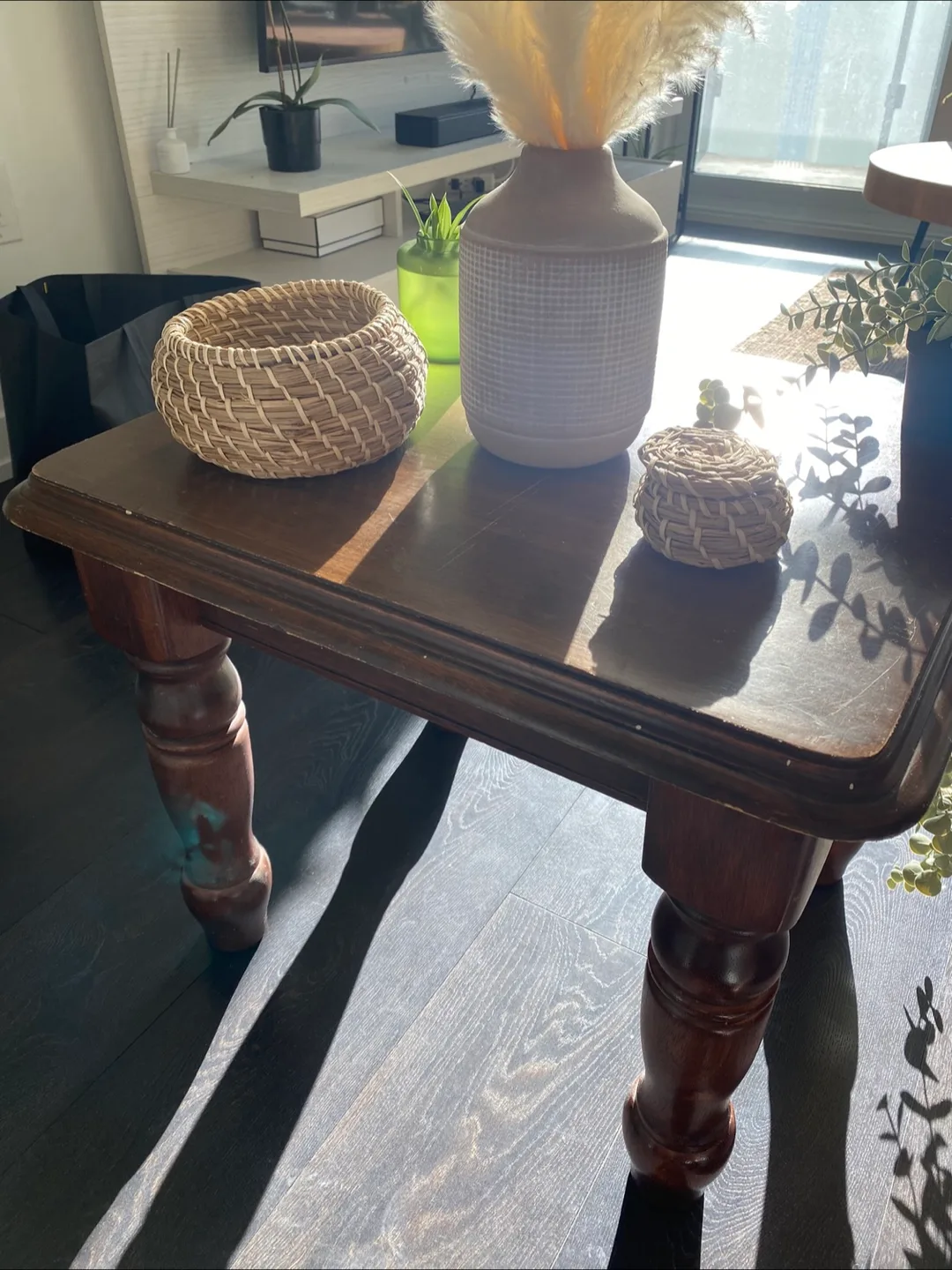 Wood table image indicator(5)