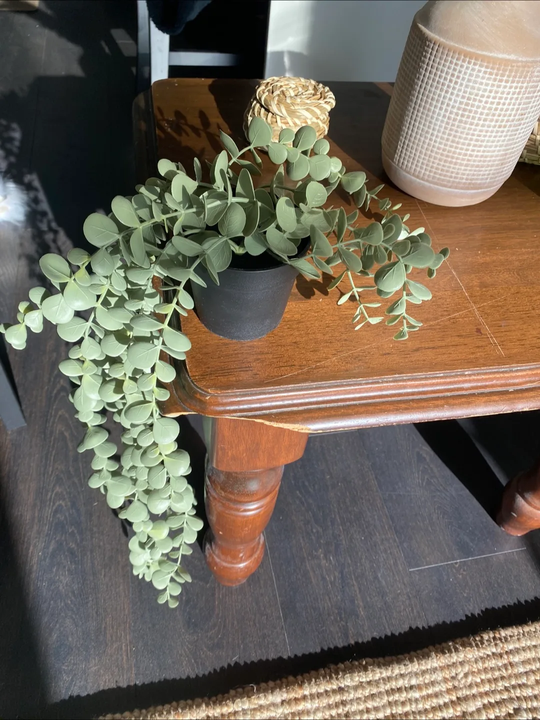 Wood table image indicator(4)