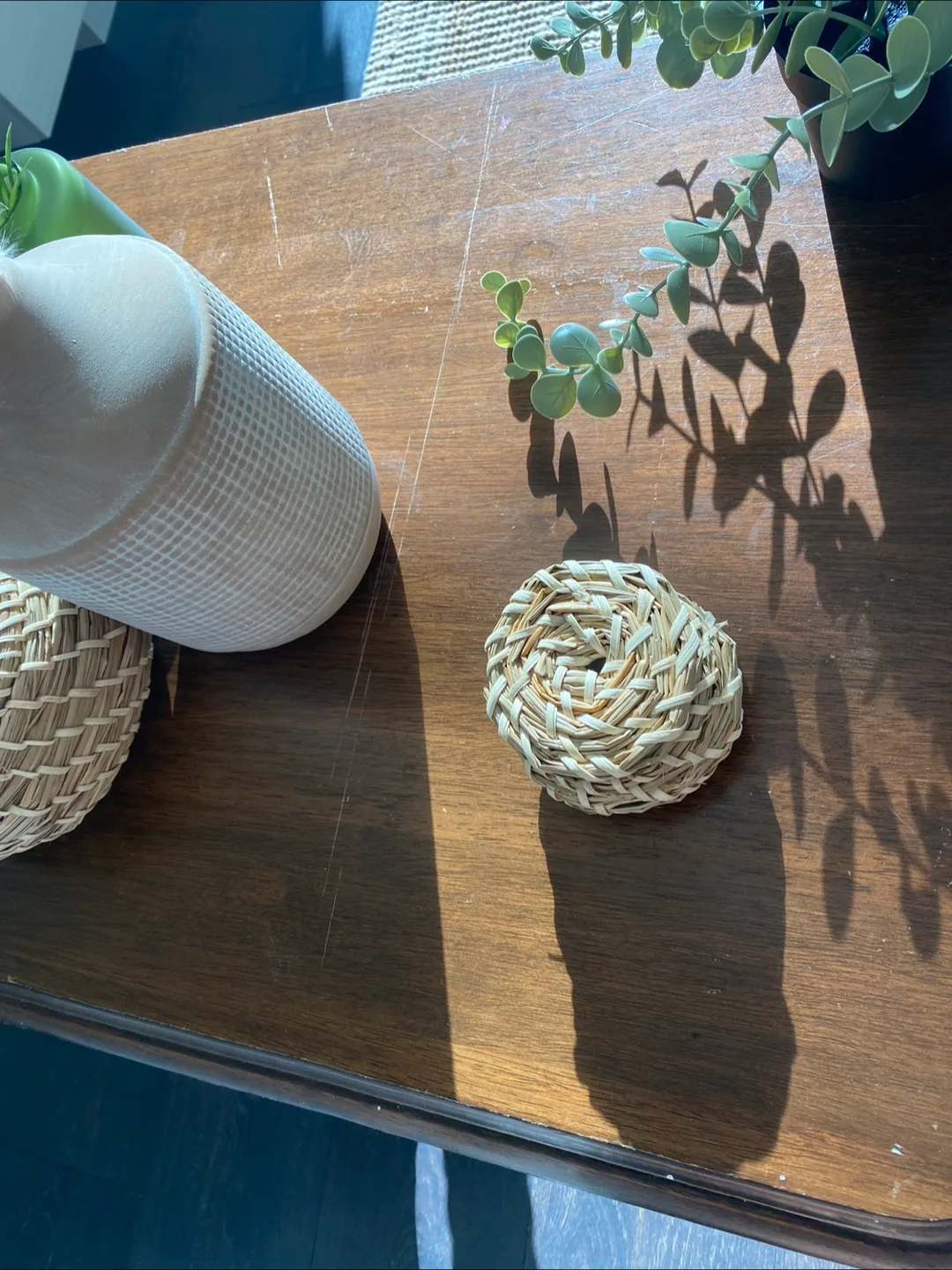 Wood table image indicator(9)