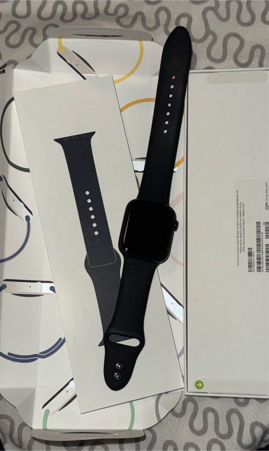 NEW apple watch SE - photo 2