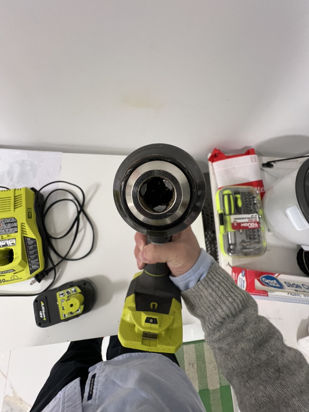 Ryobi Drill and Charger - photo 3