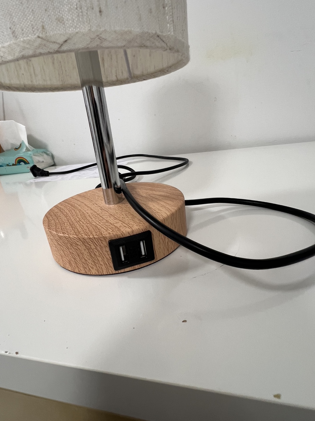 Table Lamp with USB Ports - photo 3