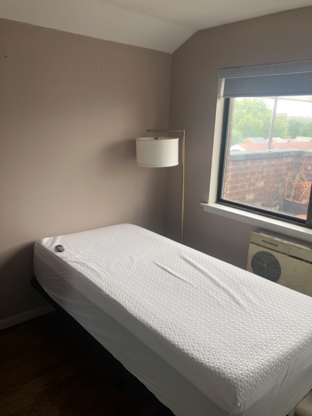 Twin XL Purple Mattress with frame