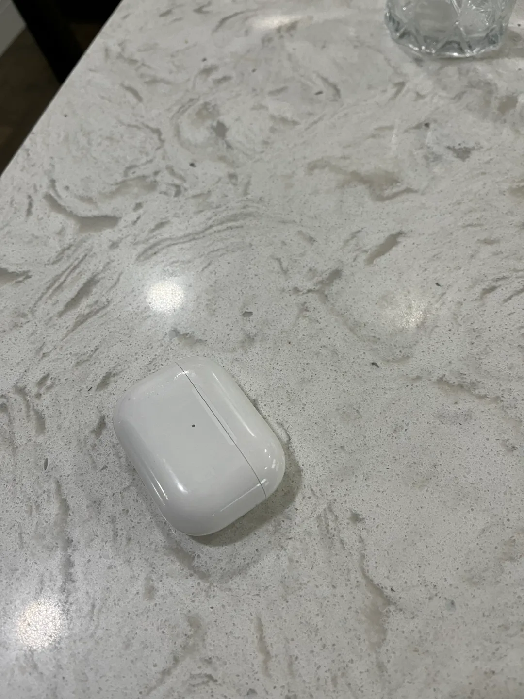 Wireless Earbuds with Charging Case image indicator(4)