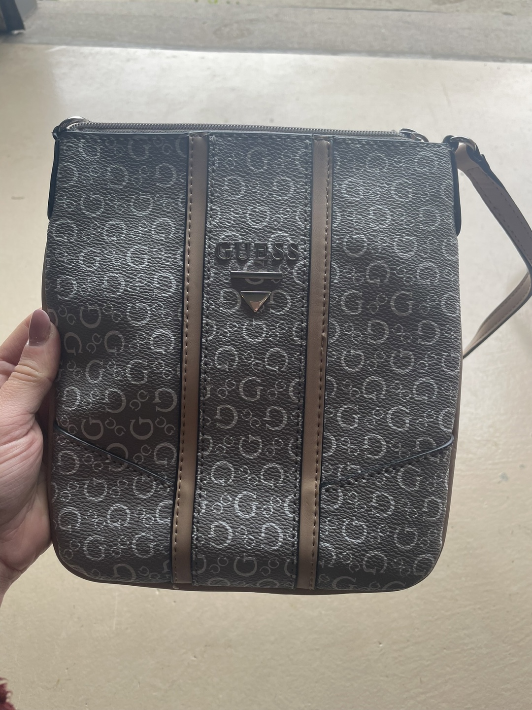 Guess Crossbody Bag - photo 2