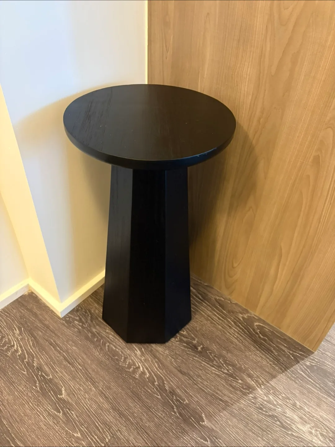 Black Side Table thumbnail