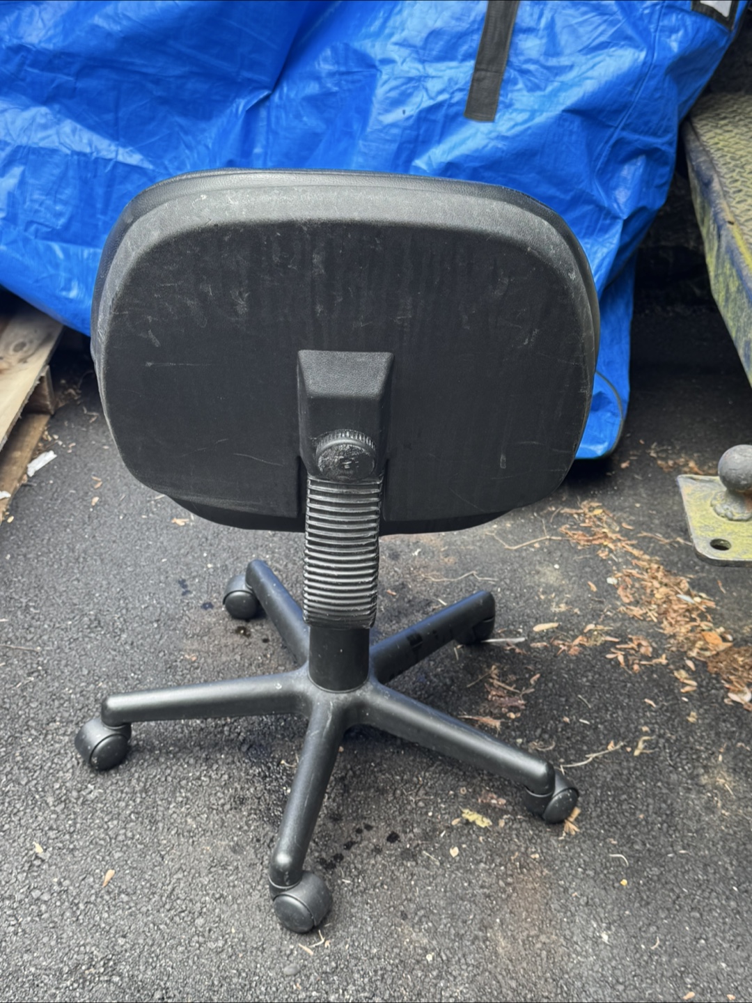 Black Office Chair - photo 2