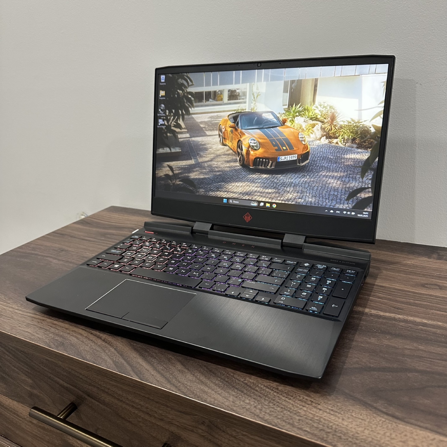 HP OMEN Gaming Laptop (15.6 inch) - photo 2