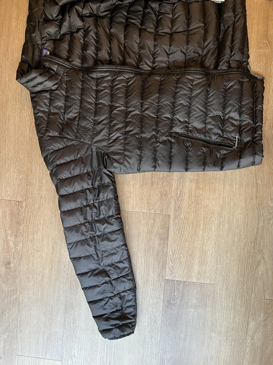 Patagonia Men’s Black Jacket (size L) - photo 4