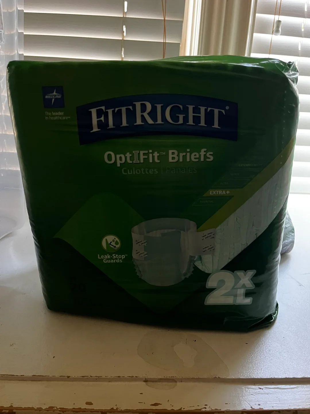 Disposable overnight briefs XL for women thumbnail