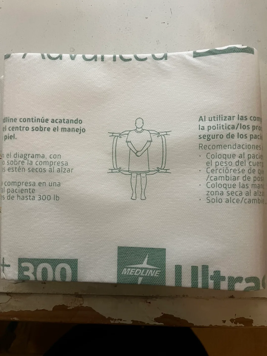 Disposable overnight briefs XL for women image indicator(9)