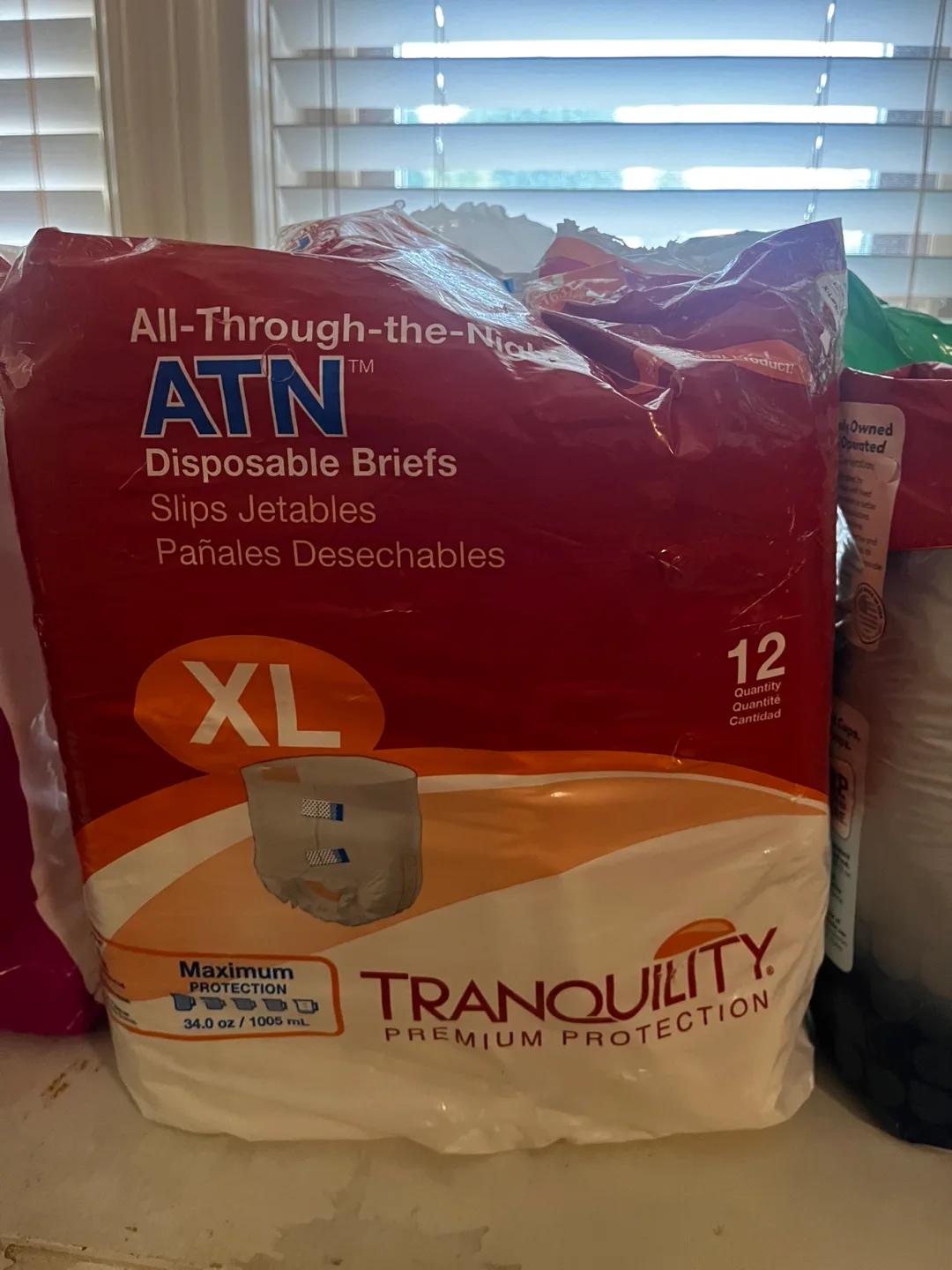 Disposable overnight briefs XL for women image indicator(7)