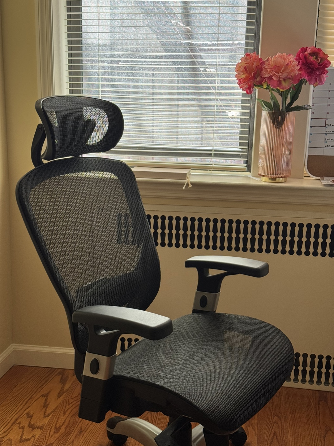 Ergonomic Office Chair - photo 2