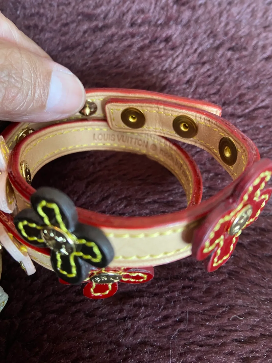 2 LV wrap bracelets vernis leather vachetta flower image indicator(2)